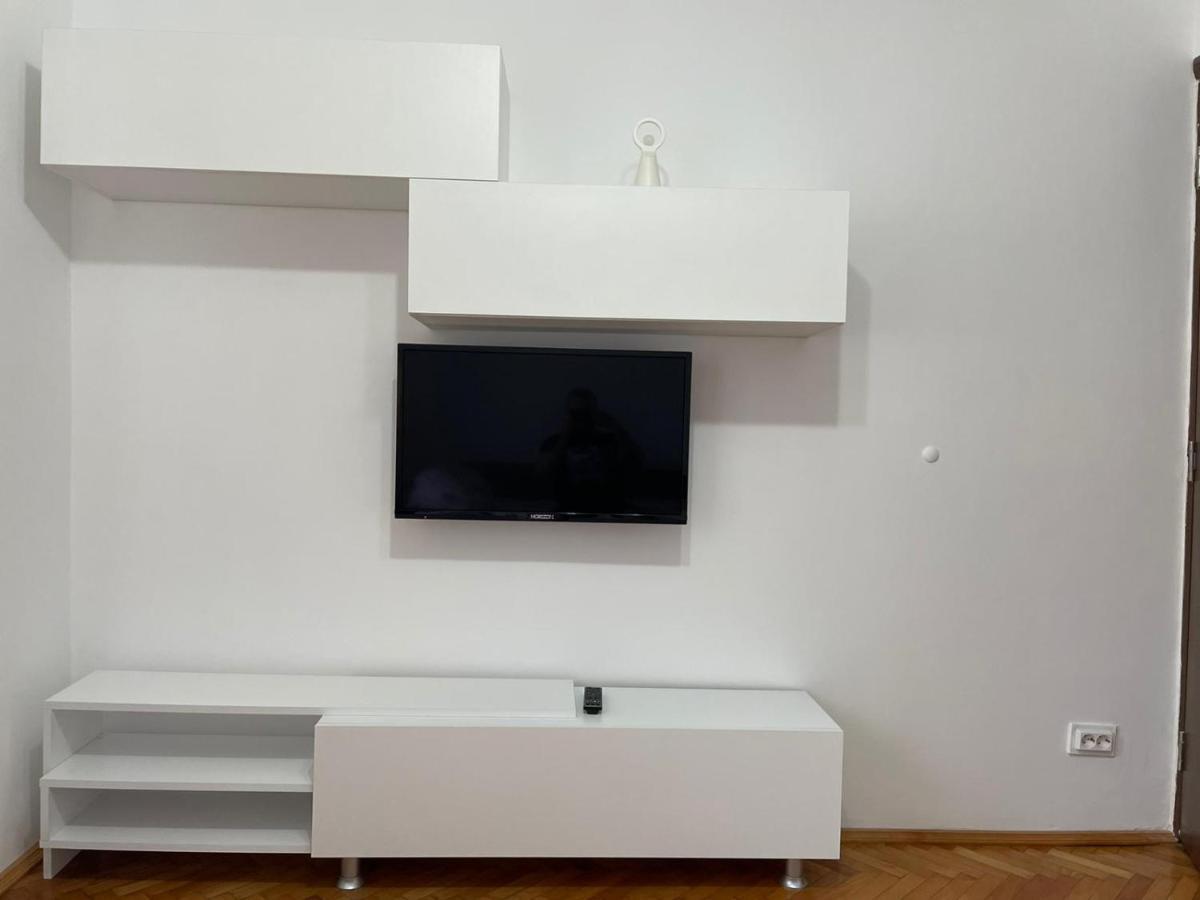 Appartamento Apartament Untold Turda Esterno foto