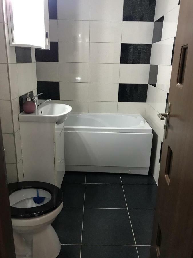 Appartamento Apartament Untold Turda Esterno foto