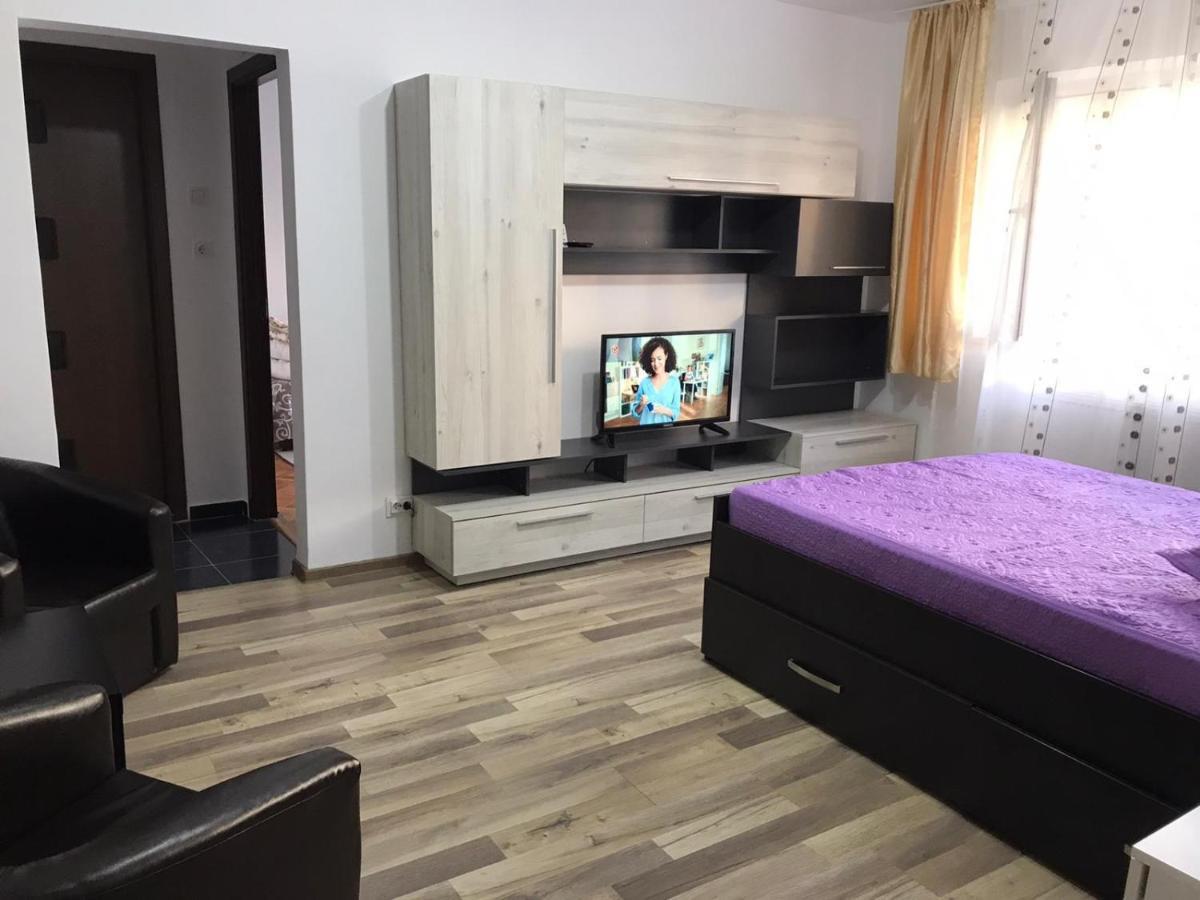 Appartamento Apartament Untold Turda Esterno foto